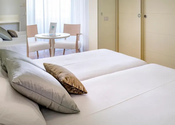 Monica Hotel