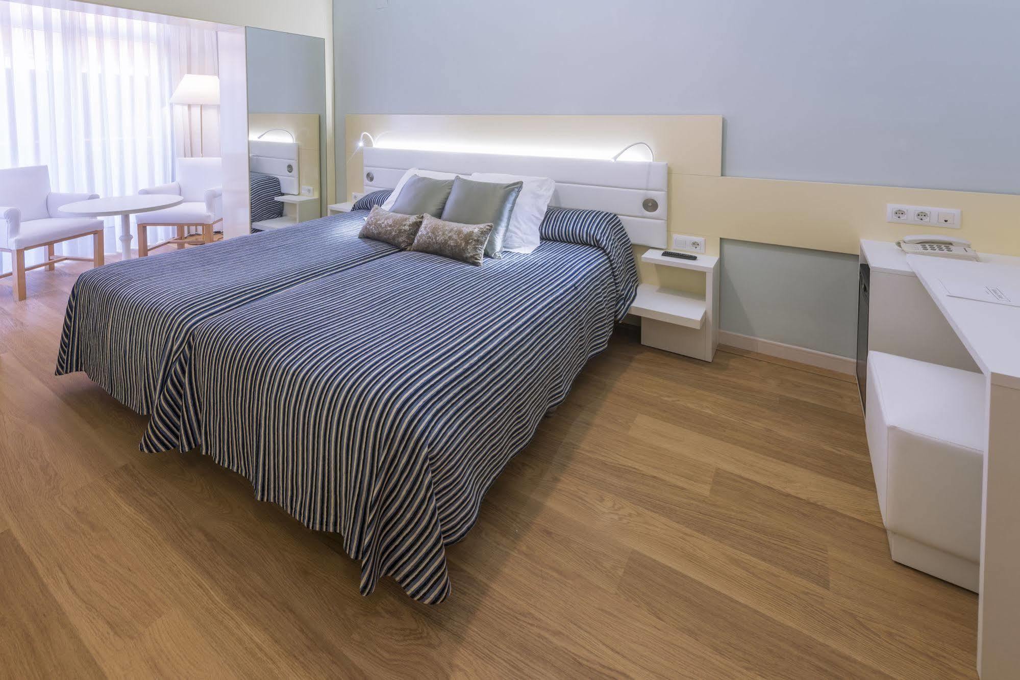 Hotel Monica 4*